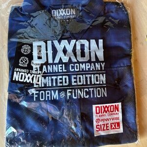 Dixxon Flannel “Pennywise” limited edition Women’s long sleeve.